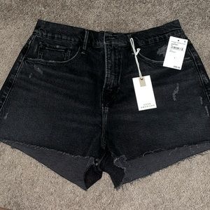 GOOD AMERICAN ‘90s shorts - NWT size 6/28